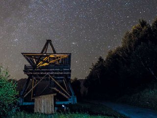 Der Hochgelegene: Aussichtsturm Schwanderberg, Schwanden (GL)
