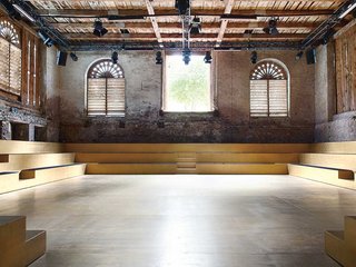 Die Theaterspielstätte von innen.
