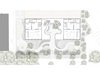 Grundriss  des Erdgeschosses mit Gartenanlage und geschwungener Wegführung.

